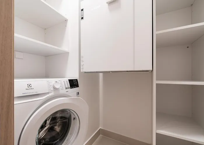 Unique Kalaranna District By The Sea